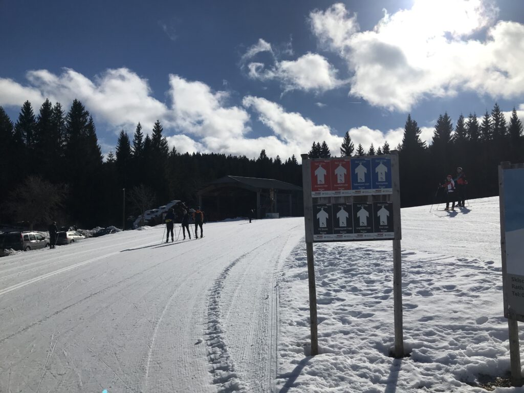 Einstieg Loipenzentrum